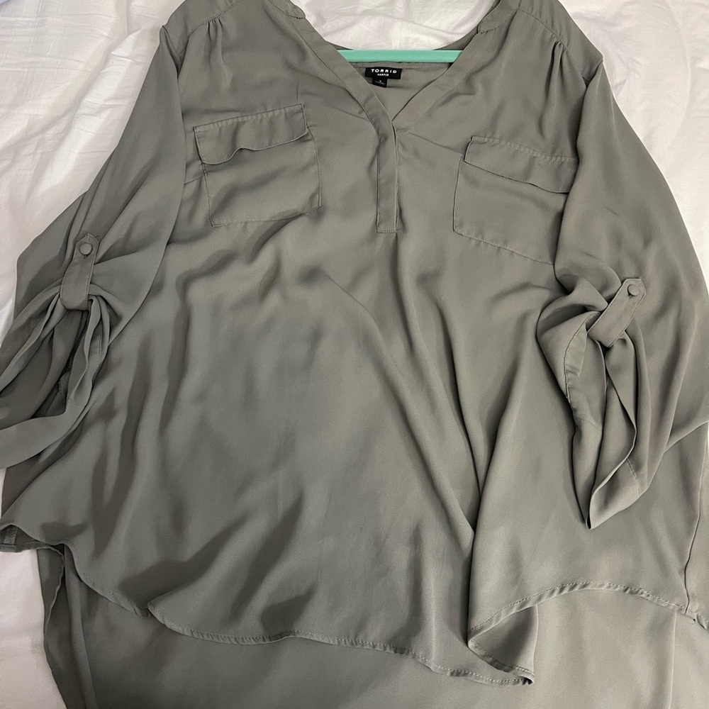 Torrid 3/4 sleeve blouse